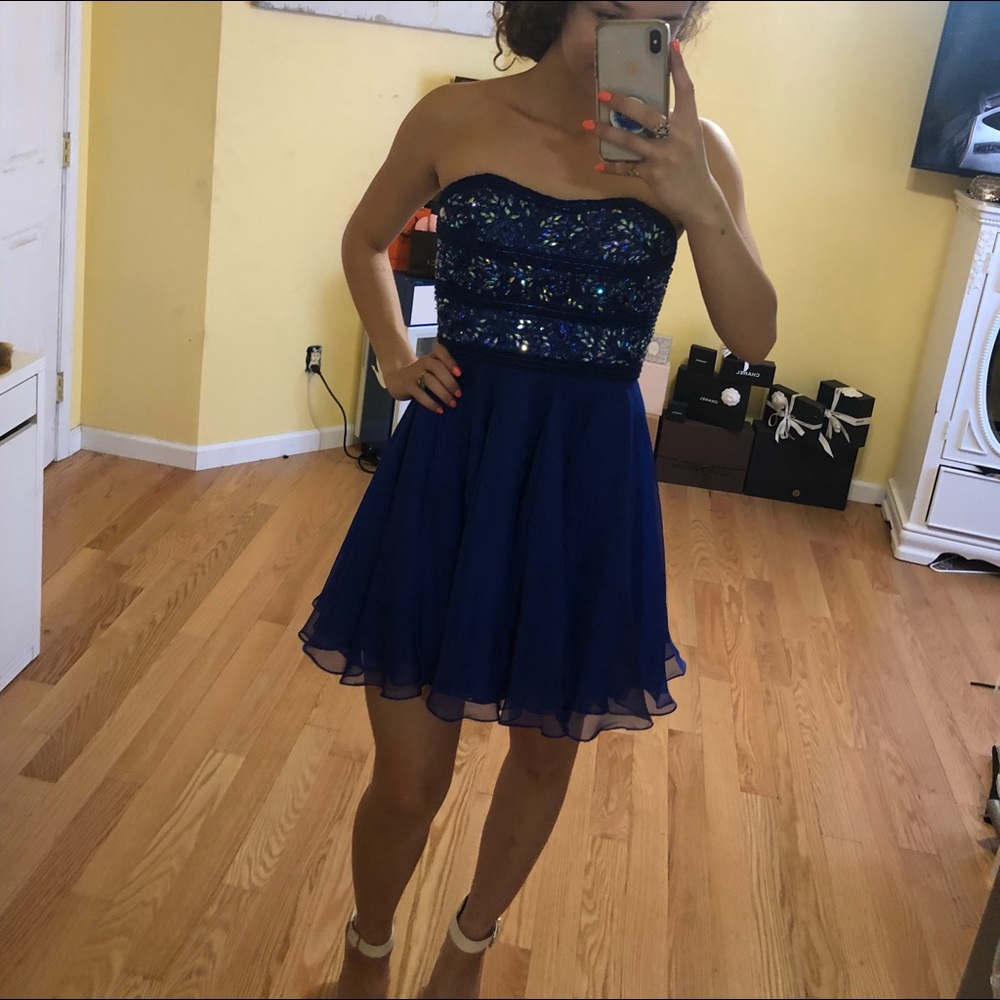 Sherri Hill dress size 6